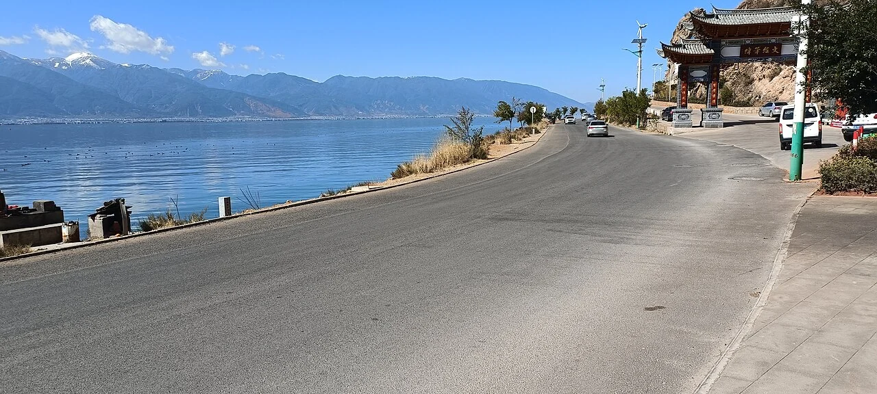 The eastern shore road of Erhai Lake near Dali, Yunnan, China.